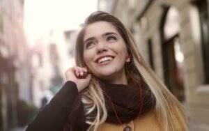 Read more about the article Ultimate Guide To Different Lengths of Eyelash Extensions [2024]