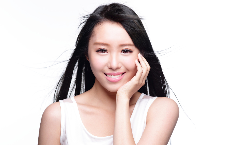 You are currently viewing Flat Lash vs Classic Lash: Your Perfect Style [2024]