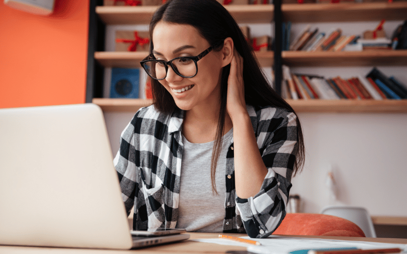 Read more about the article 7 Best Lash Lift Certification Courses: Online in [2024]