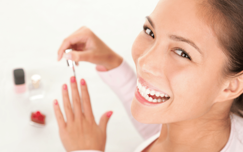 Read more about the article Can You Paint Over Dip Nails? Top Nail Polish Advice