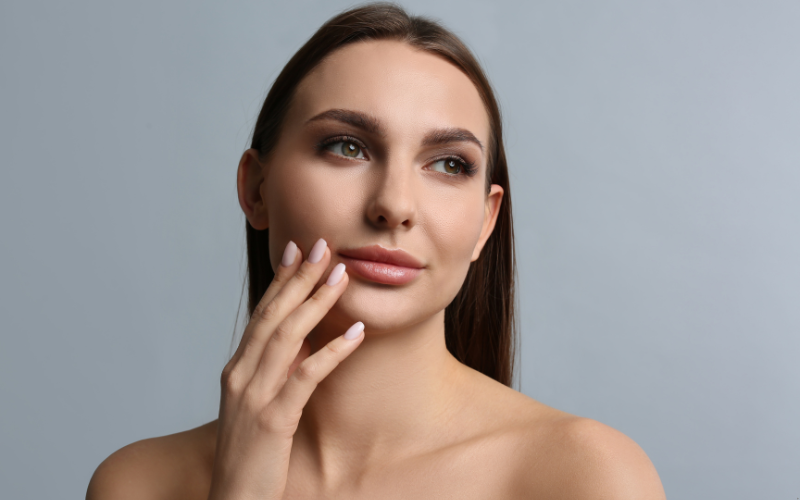 Read more about the article How Long Does Lip Filler Take to Settle? Quick Facts