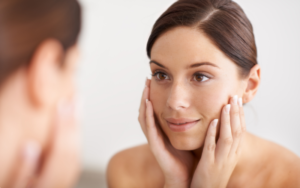 Read more about the article 11 Microneedling Benefits For Amazing Skin in [2024]